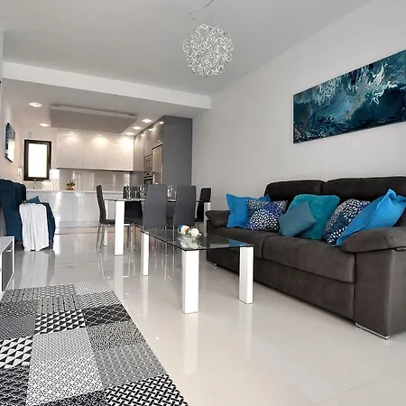 Apartment New 2b Near Beach Mil Palmeras