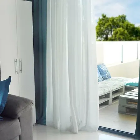New 2b Near Beach Mil Palmeras Apartment